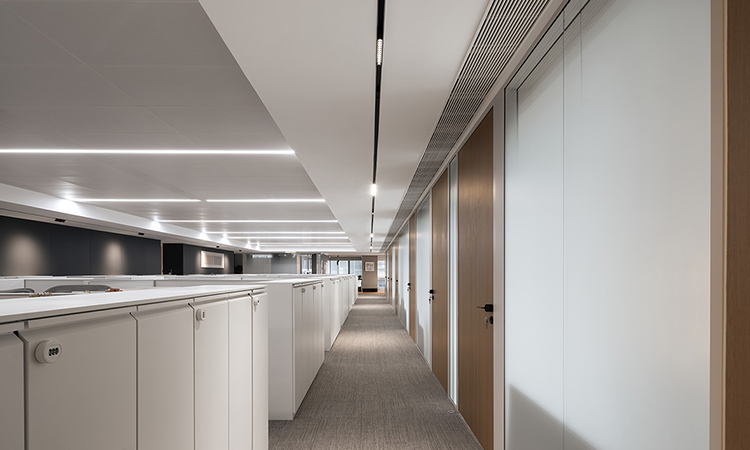 專業(yè)辦公室裝修公司與普通裝修公司的區(qū)別在哪？專業(yè)性如何體現(xiàn)？