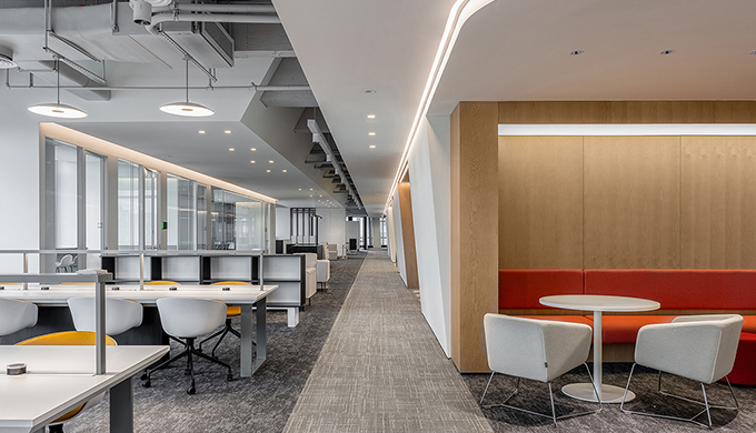 某上海品牌辦公室員工區(qū) 某上海品牌辦公室員工區(qū)